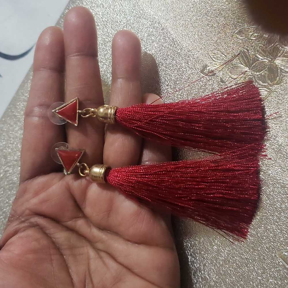 Earings - Picture 4 of 6